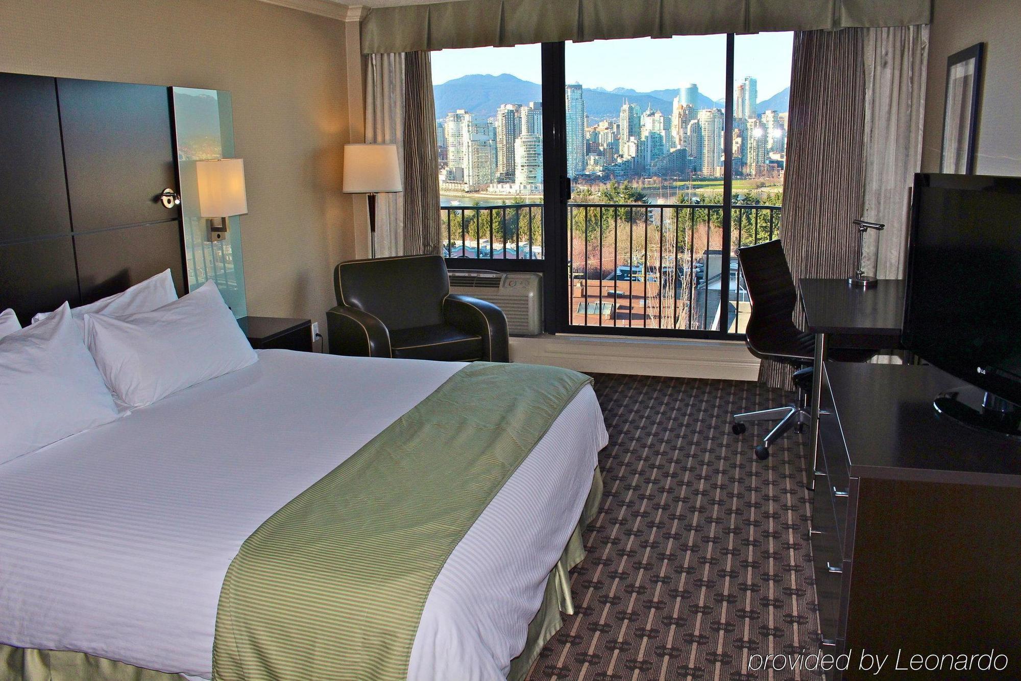 Park Inn & Suites By Radisson バンクーバー エクステリア 写真