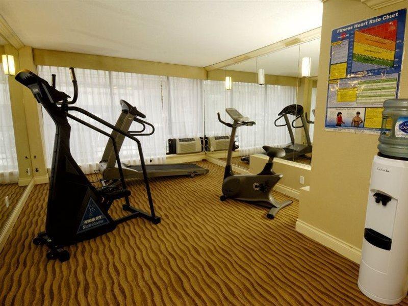 Park Inn & Suites By Radisson バンクーバー エクステリア 写真