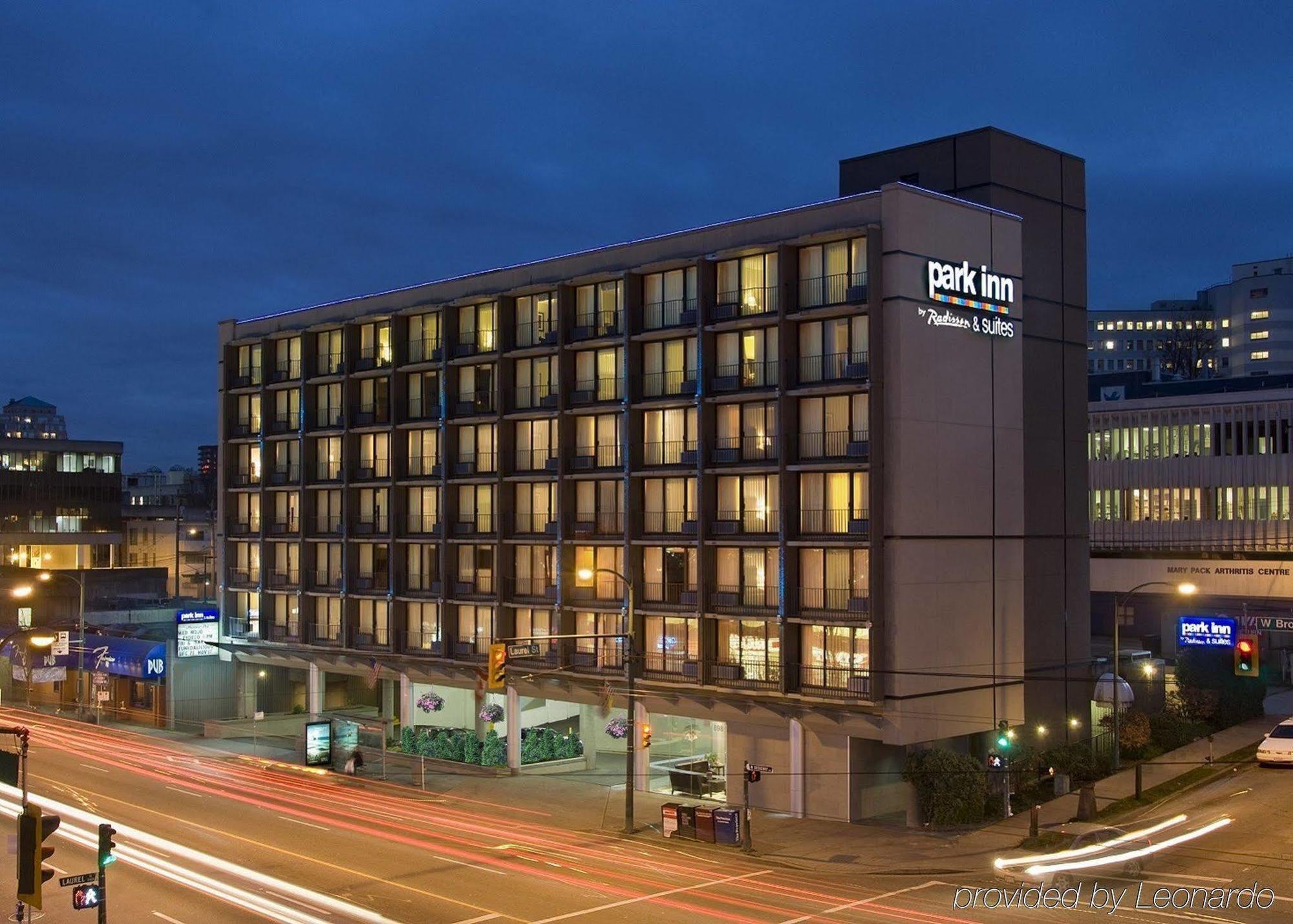 Park Inn & Suites By Radisson バンクーバー エクステリア 写真