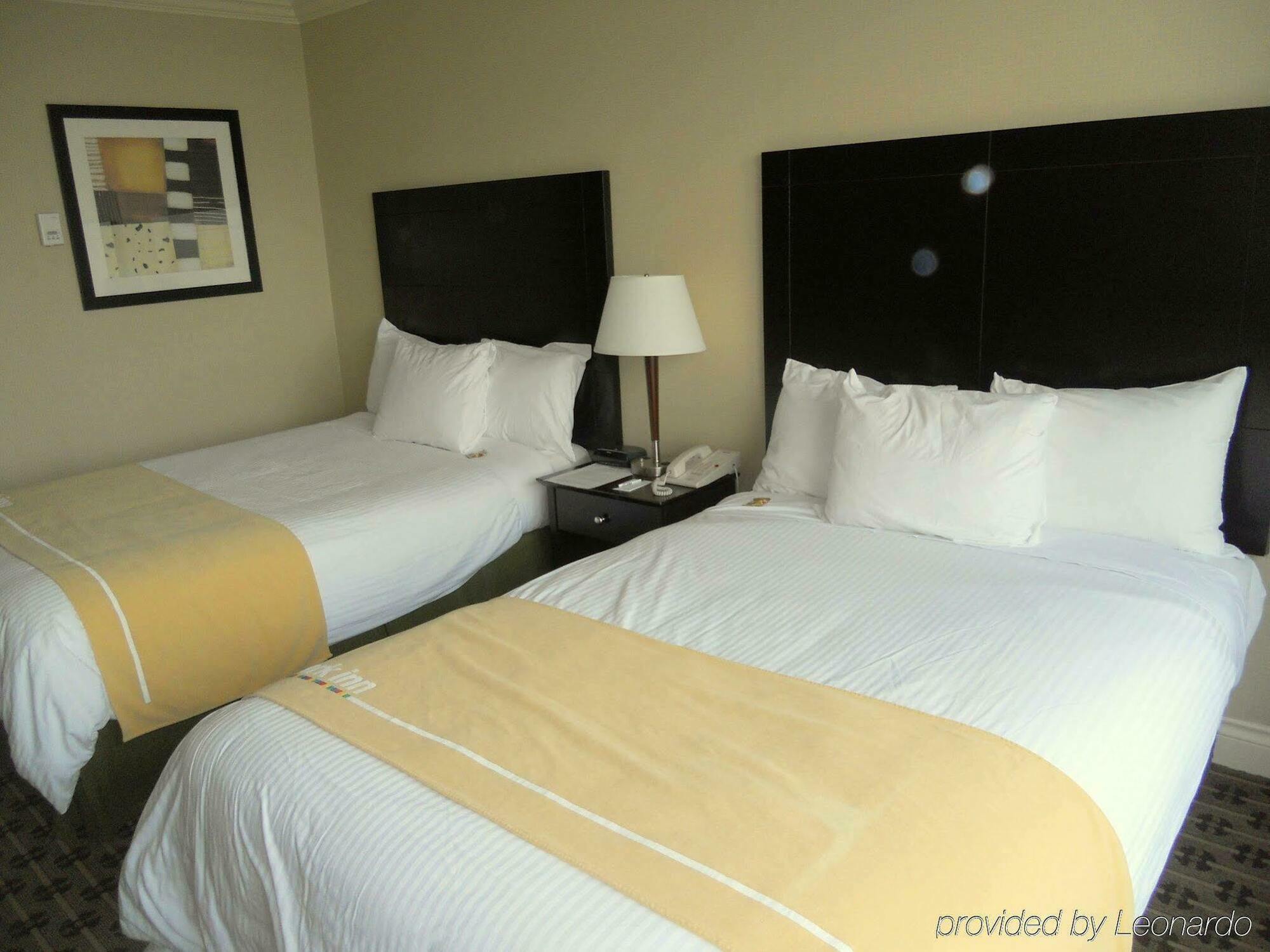 Park Inn & Suites By Radisson バンクーバー エクステリア 写真