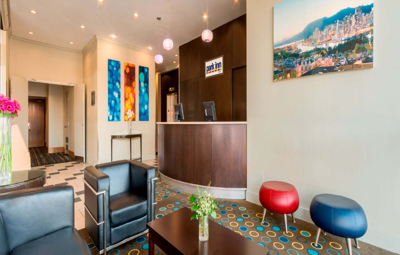 Park Inn & Suites By Radisson バンクーバー エクステリア 写真